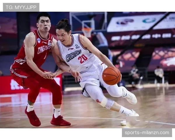 申花边路进攻哑火，中路拥挤问题是否制约战术多样性